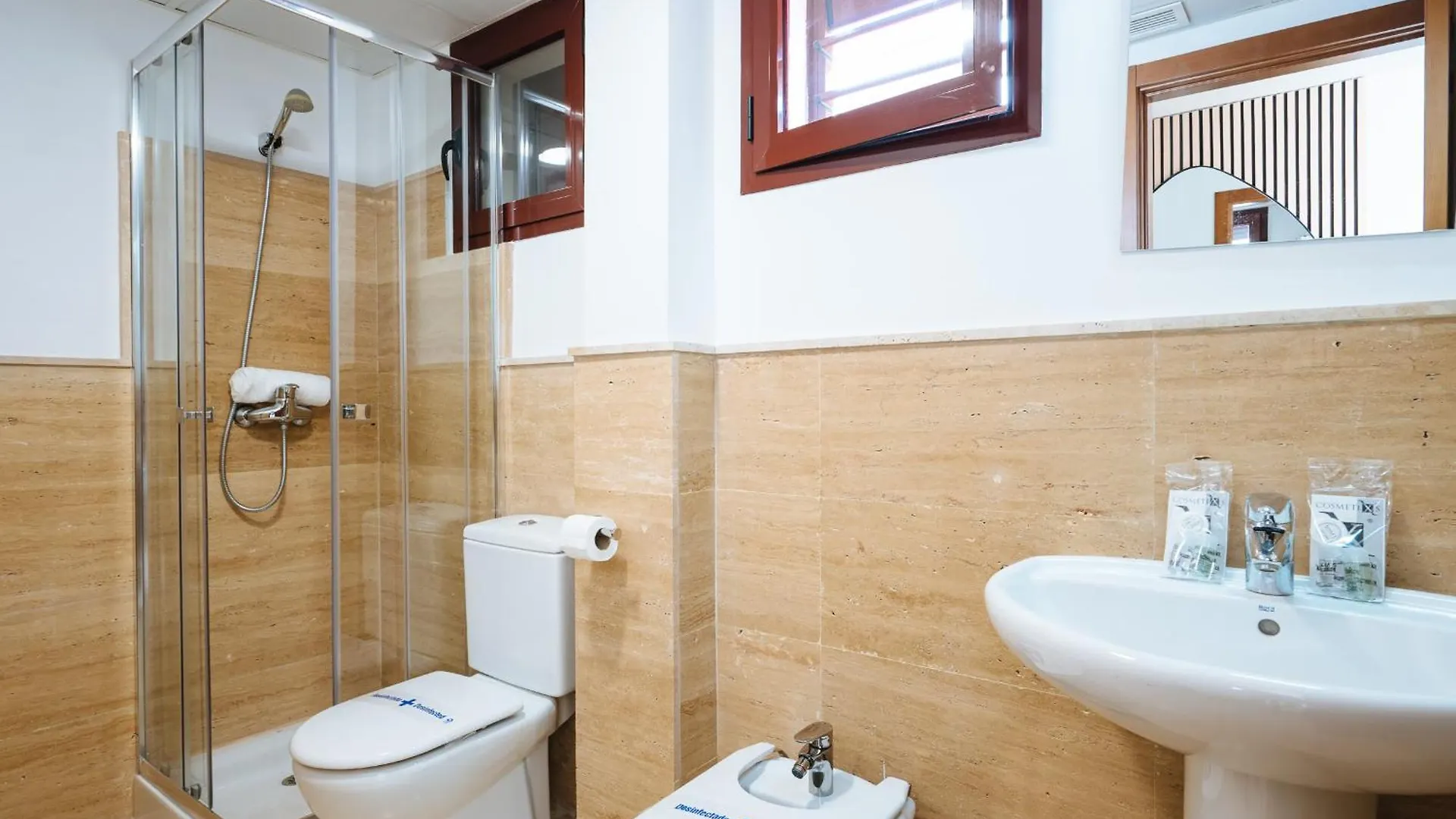 Luxury Villa In Sevilla - Pool, Terrace & Gameroom Montequinto 公寓